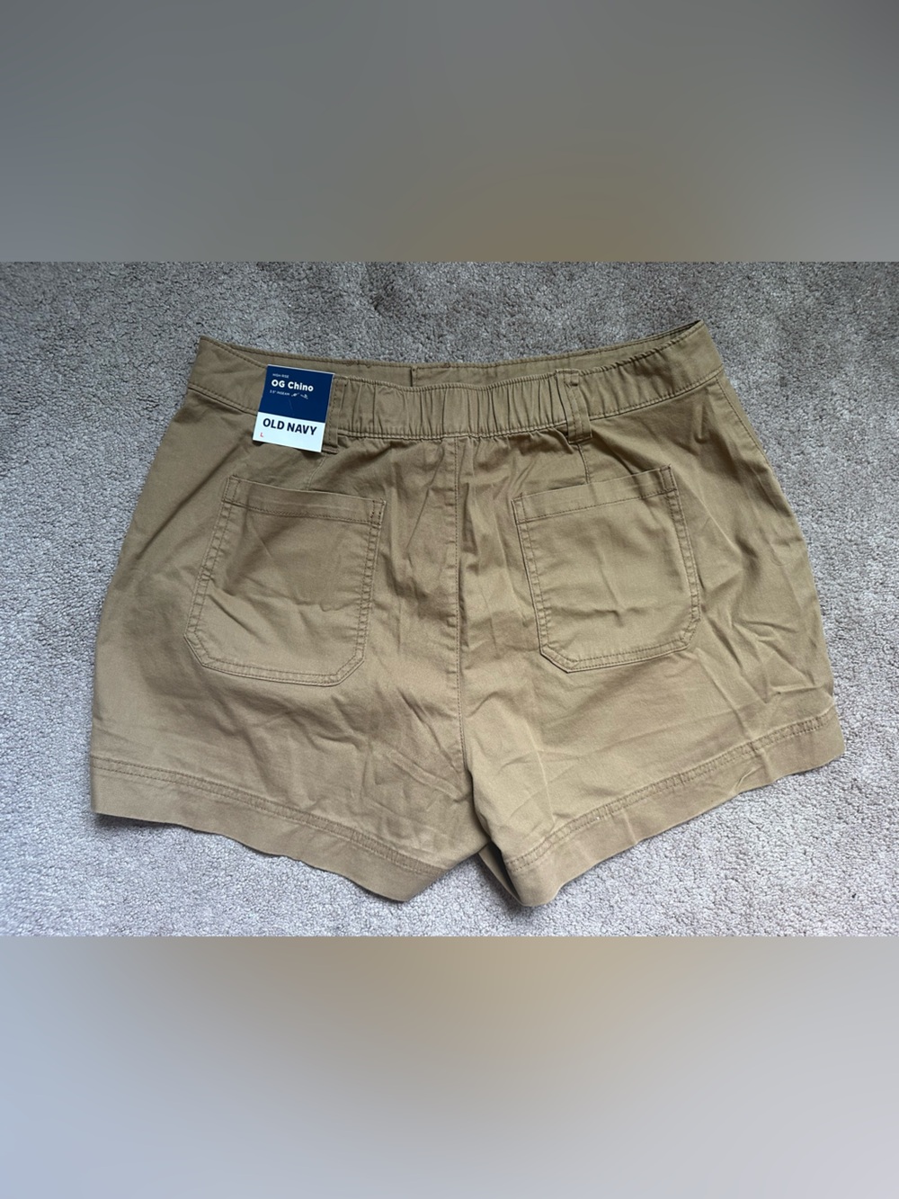 Old Navy Women’s NWT Khaki Chino Shorts Size Large